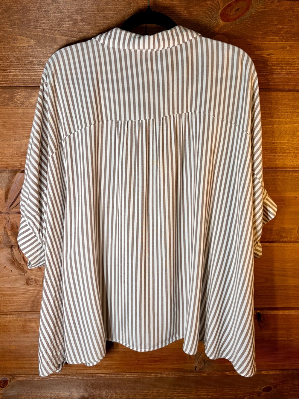 Zenana Outfitters Cream & Taupe Striped Button-Down Oversized Top Size L XL 🌸 - Picture 5 of 7